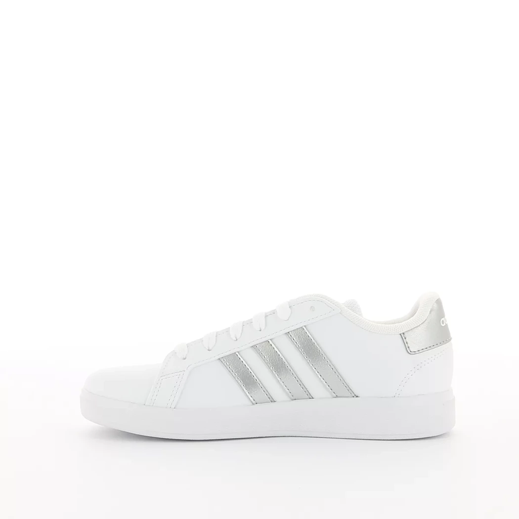 Image (4) de la chaussures Adidas - Baskets Blanc en Cuir synthétique Image (4) de la chaussures Adidas - Baskets Blanc en Cuir synthétique