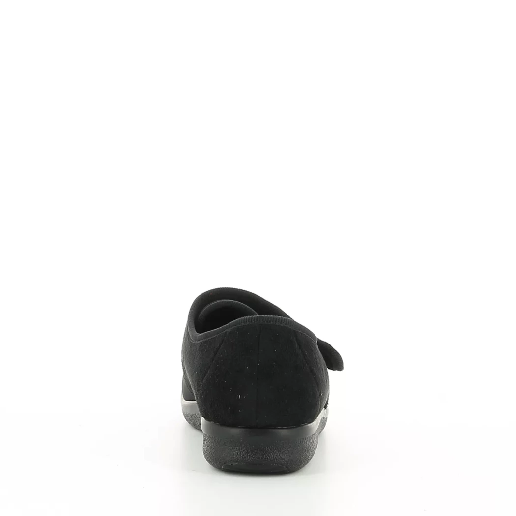 Image (3) de la chaussures Fly Flot - Pantoufles et Chaussons Noir en Cuir nubuck Image (3) de la chaussures Fly Flot - Pantoufles et Chaussons Noir en Cuir nubuck